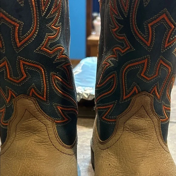 Ariat Men's Cowboy Boots - Tan and Blue - Picture 7 of 12